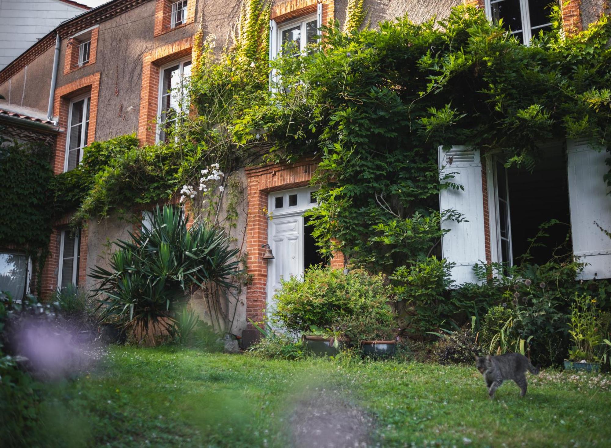 Maison D'Hotes La Bien-Aimee Montrevault Exterior photo